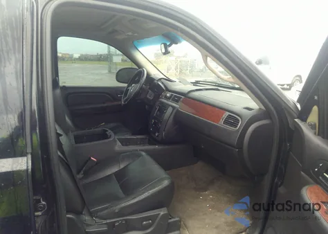 2008 GMC Yukon Hybrid z USA, uszkodzony, nr VIN 1GKFC135X8R144701